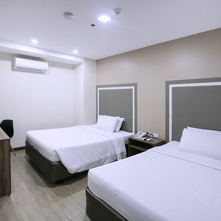 S Hotel & Residences Cebu Екстериор снимка