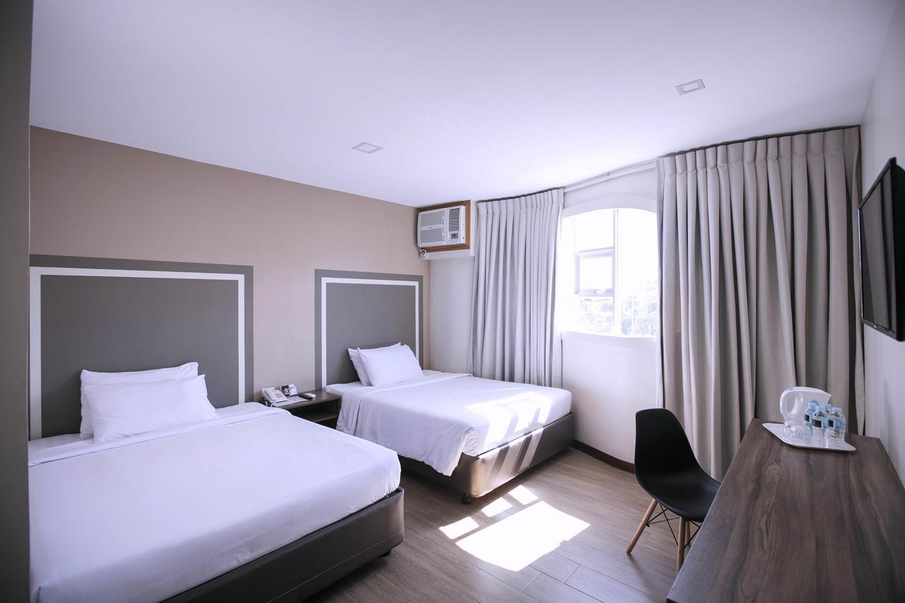 S Hotel & Residences Cebu Екстериор снимка